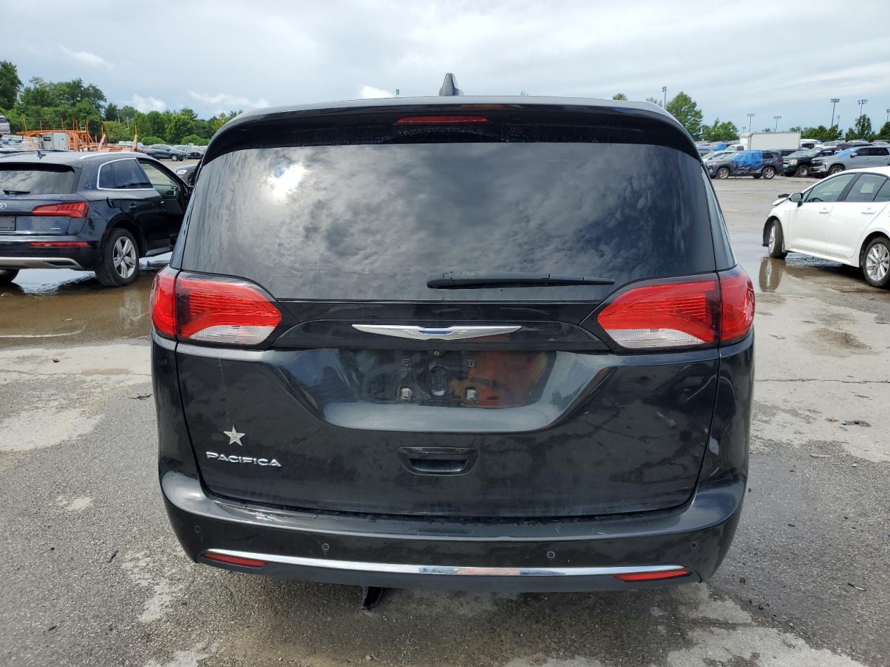 2018 Chrysler Pacifica Touring Plus VIN: 2C4RC1FG3JR122822 Lot: 65429065