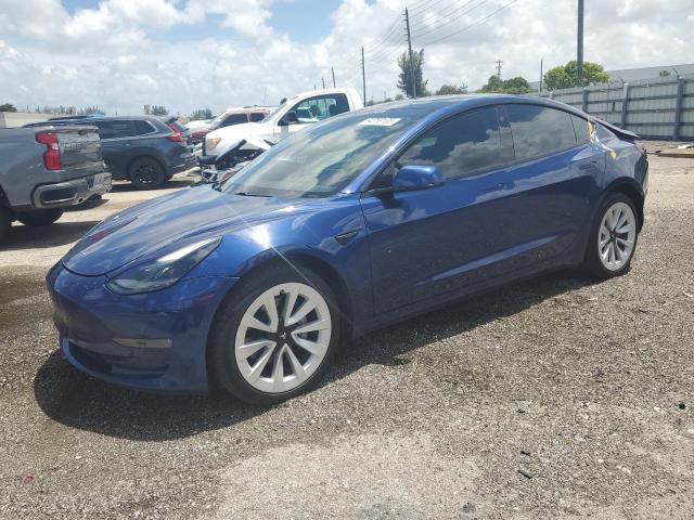 TESLA MODEL 3 2021