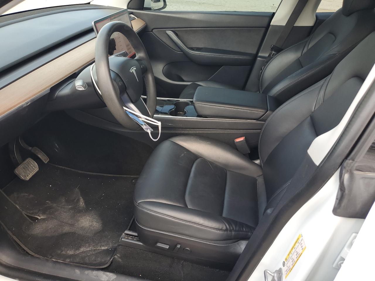2020 Tesla Model Y VIN: 5YJYGDEE5LF011687 Lot: 64645135