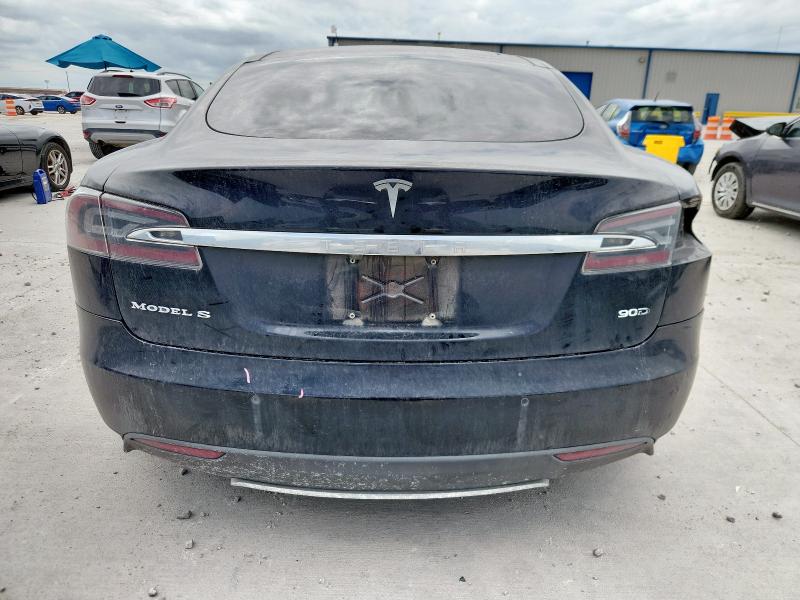  TESLA MODEL S 2016 Czarny