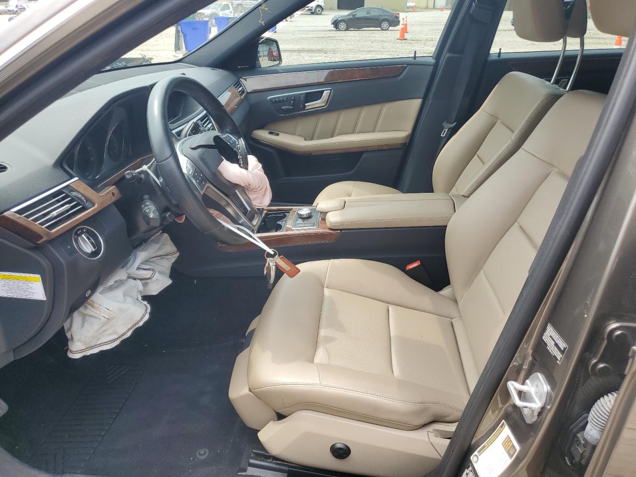 2013 Mercedes-Benz E 350 VIN: WDDHF5KB5DA708134 Lot: 63964545