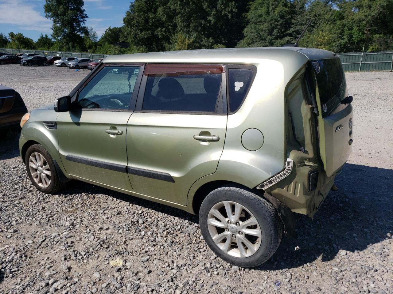 2012 Kia Soul + VIN: KNDJT2A67C7402619 Lot: 66077465