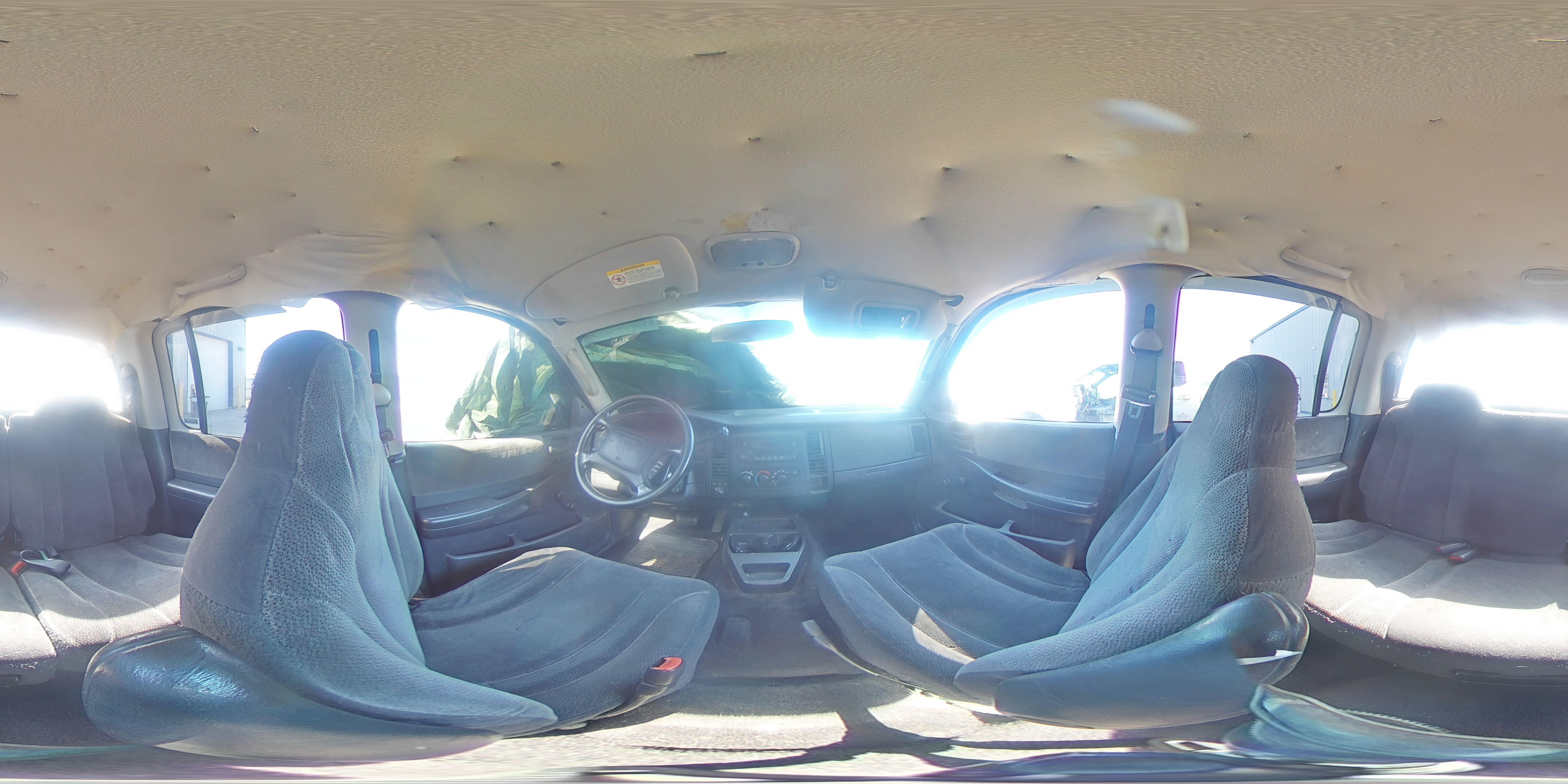 2004 Dodge Dakota Quad Sport VIN: 1D7HG38KX4S739706 Lot: 81505655