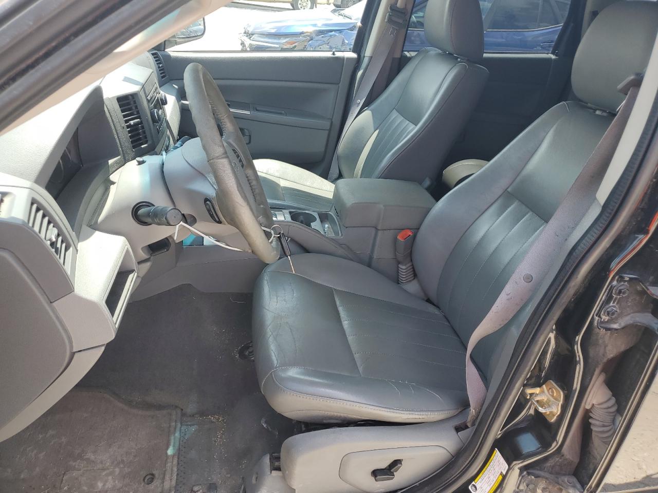 2007 Jeep Grand Cherokee Laredo VIN: 1J8HR48P67C523171 Lot: 63694315