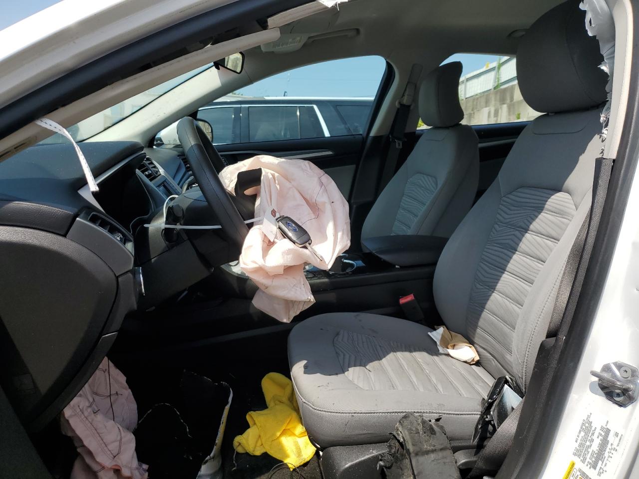 2016 Ford Fusion S VIN: 3FA6P0G78GR323009 Lot: 65970685