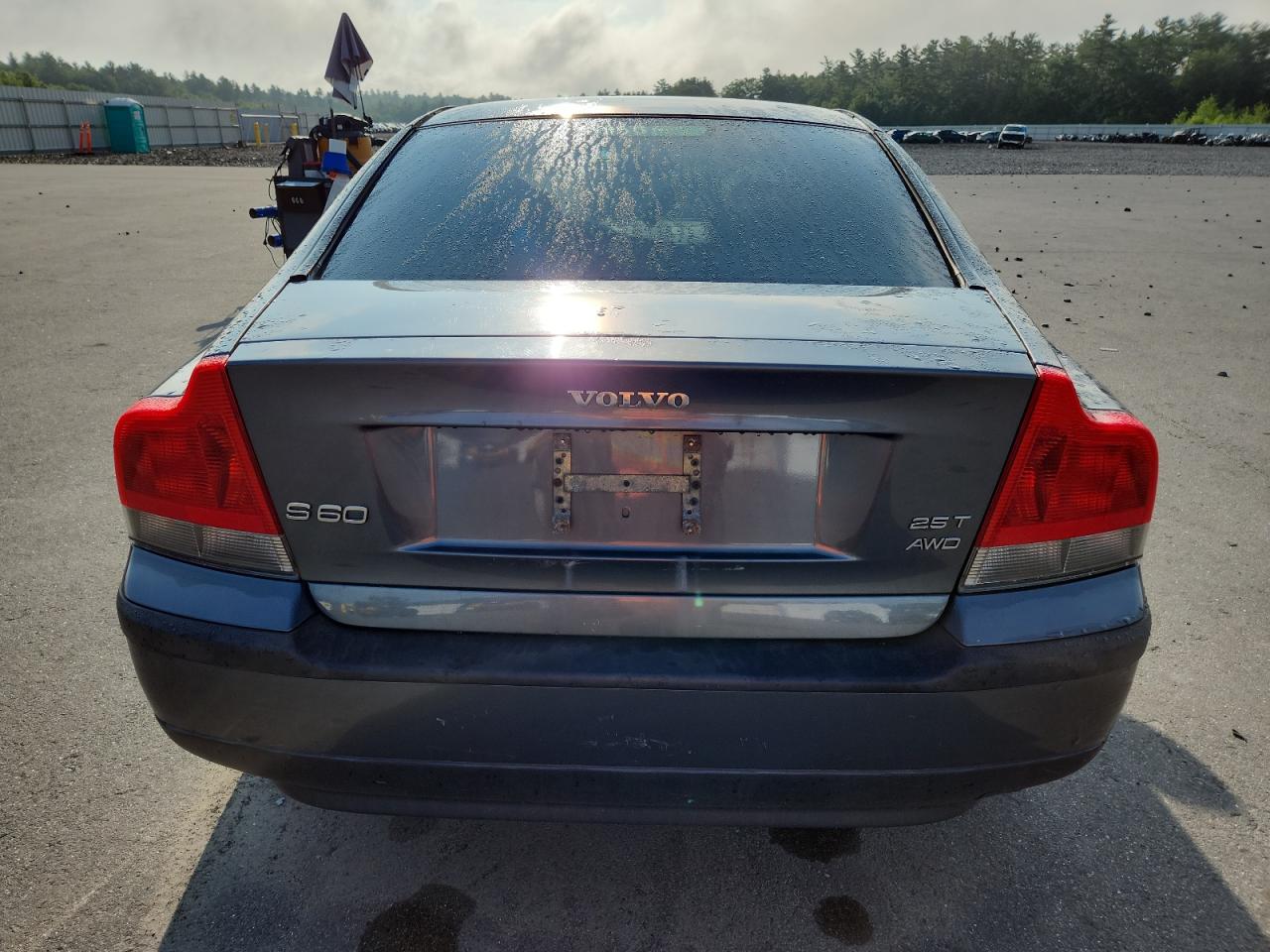 2004 Volvo S60 2.5T VIN: YV1RH59H342381935 Lot: 64741195