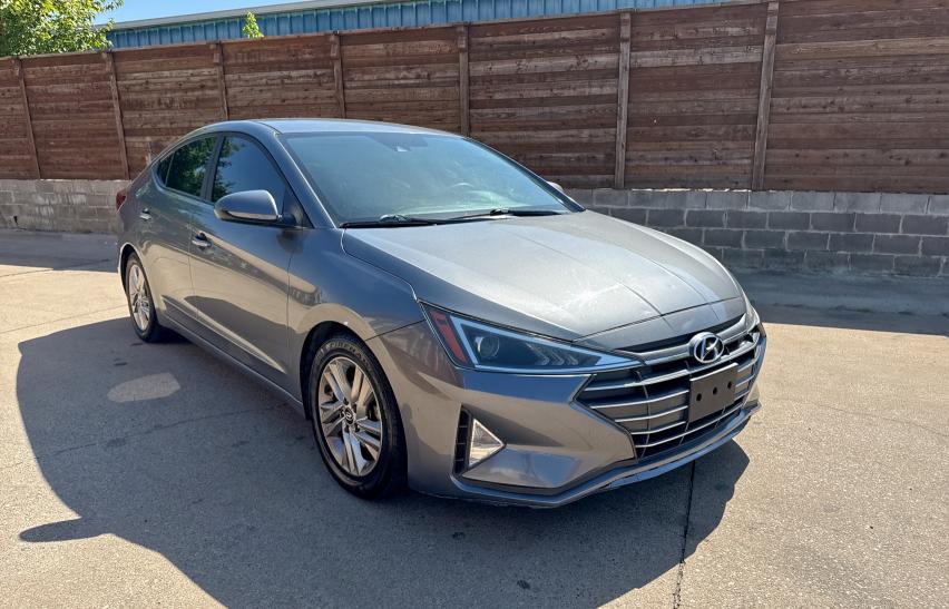  HYUNDAI ELANTRA 2019 Szary