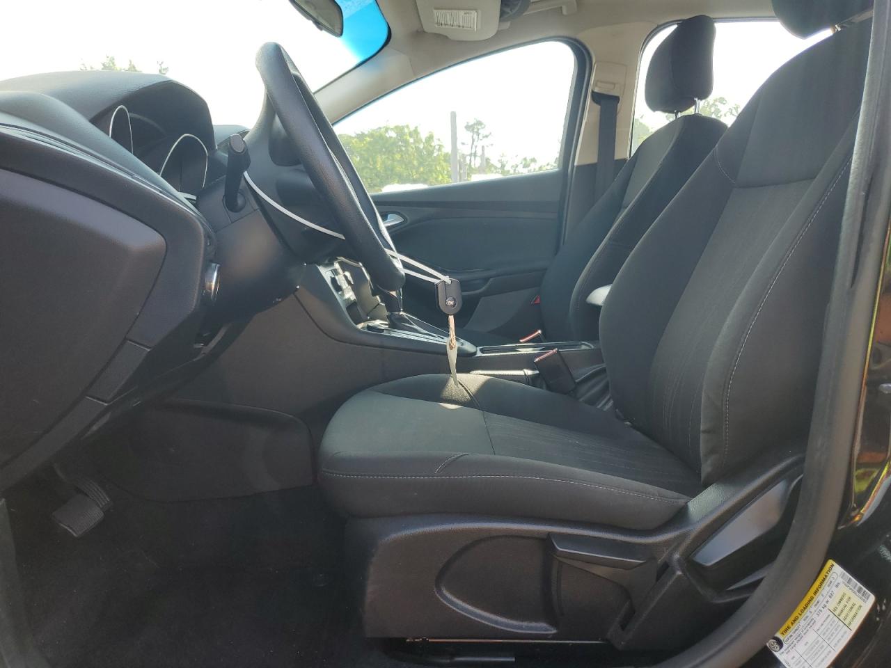 2016 Ford Focus Se VIN: 1FADP3FE3GL228283 Lot: 64432945