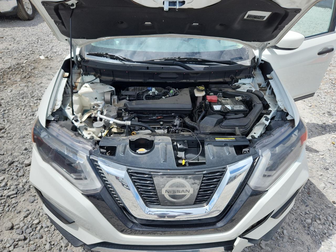 2017 Nissan Rogue S VIN: KNMAT2MT3HP614913 Lot: 63712815