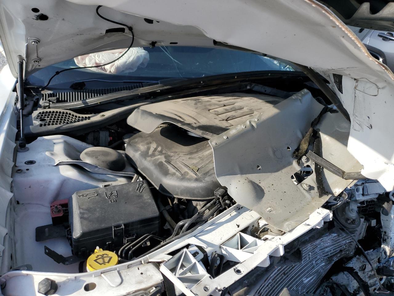 2018 Dodge Challenger Sxt VIN: 2C3CDZAGXJH121752 Lot: 65638395