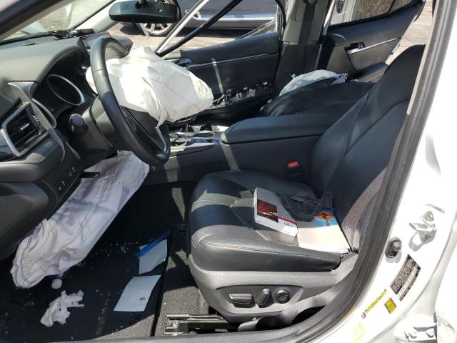  TOYOTA CAMRY 2021 White