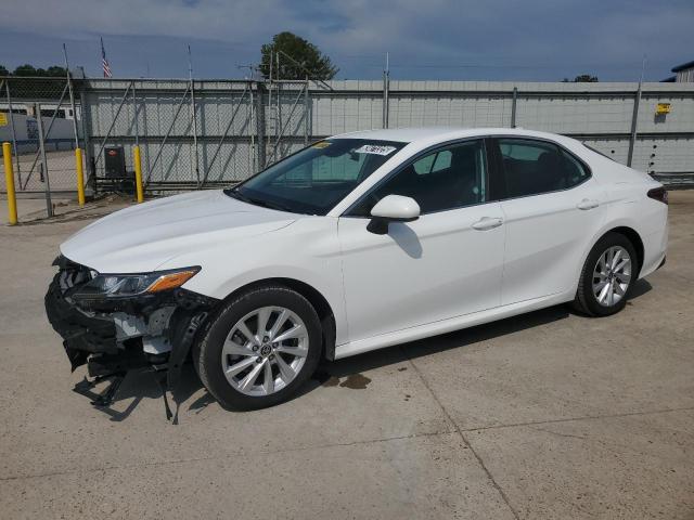  TOYOTA CAMRY 2021 White