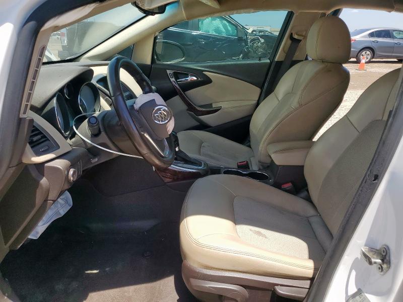 Sedans BUICK VERANO 2014 Biały