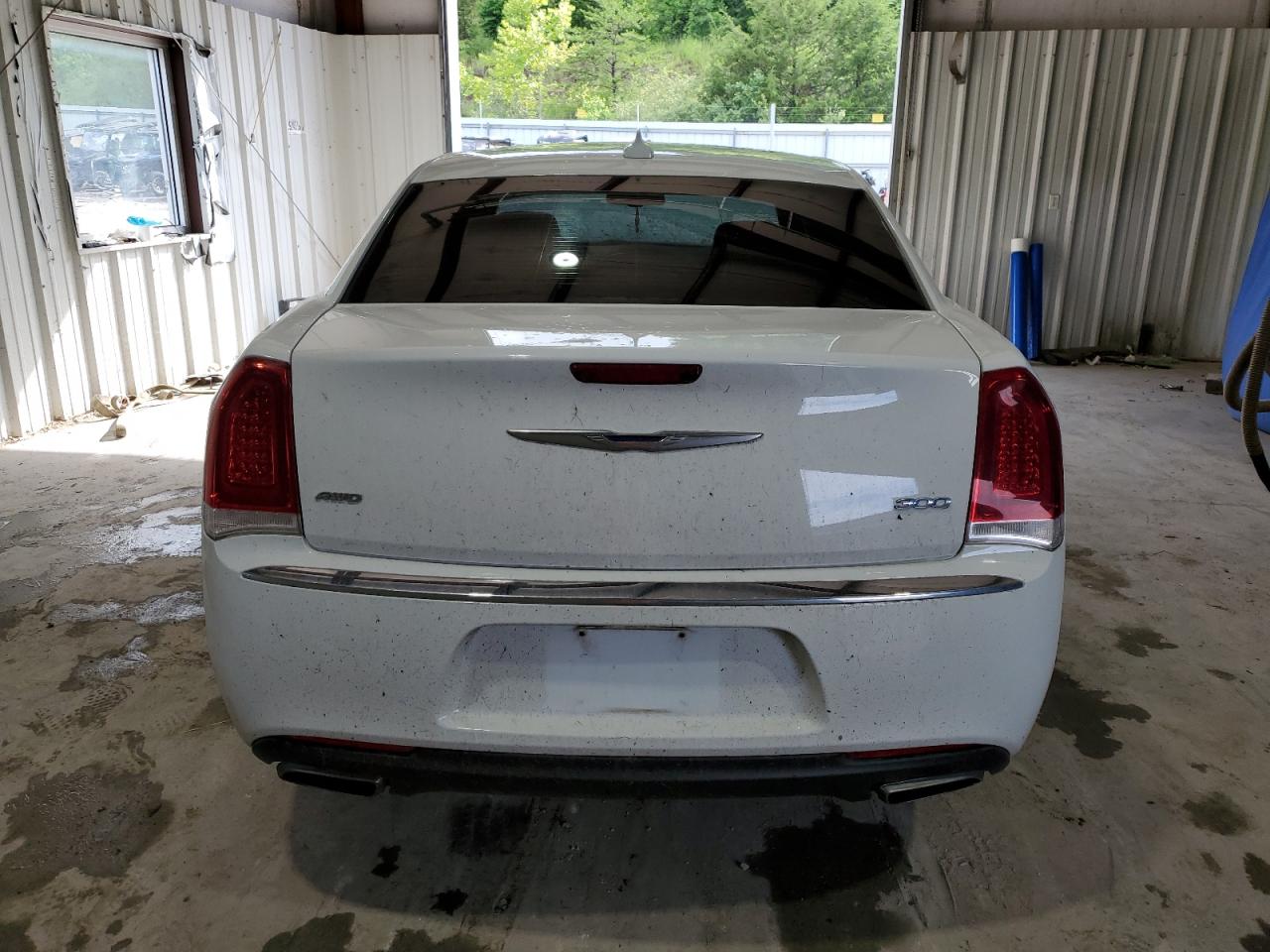 2017 Chrysler 300 Limited VIN: 2C3CCARG5HH648150 Lot: 64085675