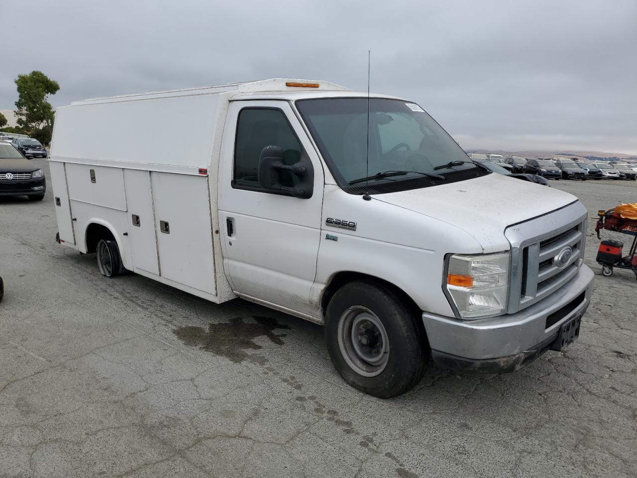 2013 Ford Econoline E350 Super Duty Cutaway Van VIN: 1FDWE3FL5DDA99777 Lot: 65597875