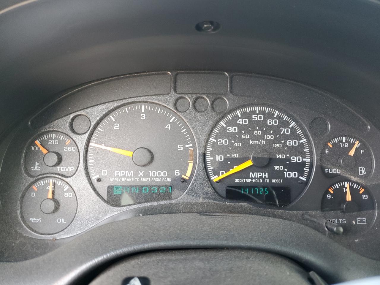 2000 Chevrolet Blazer VIN: 1GNCS13W7Y2173339 Lot: 65621135