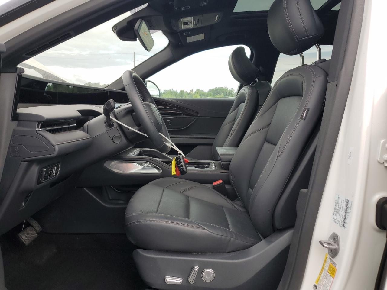 2025 Lincoln Nautilus Premiere VIN: 5LMPJ8J42SJ882001 Lot: 66472505