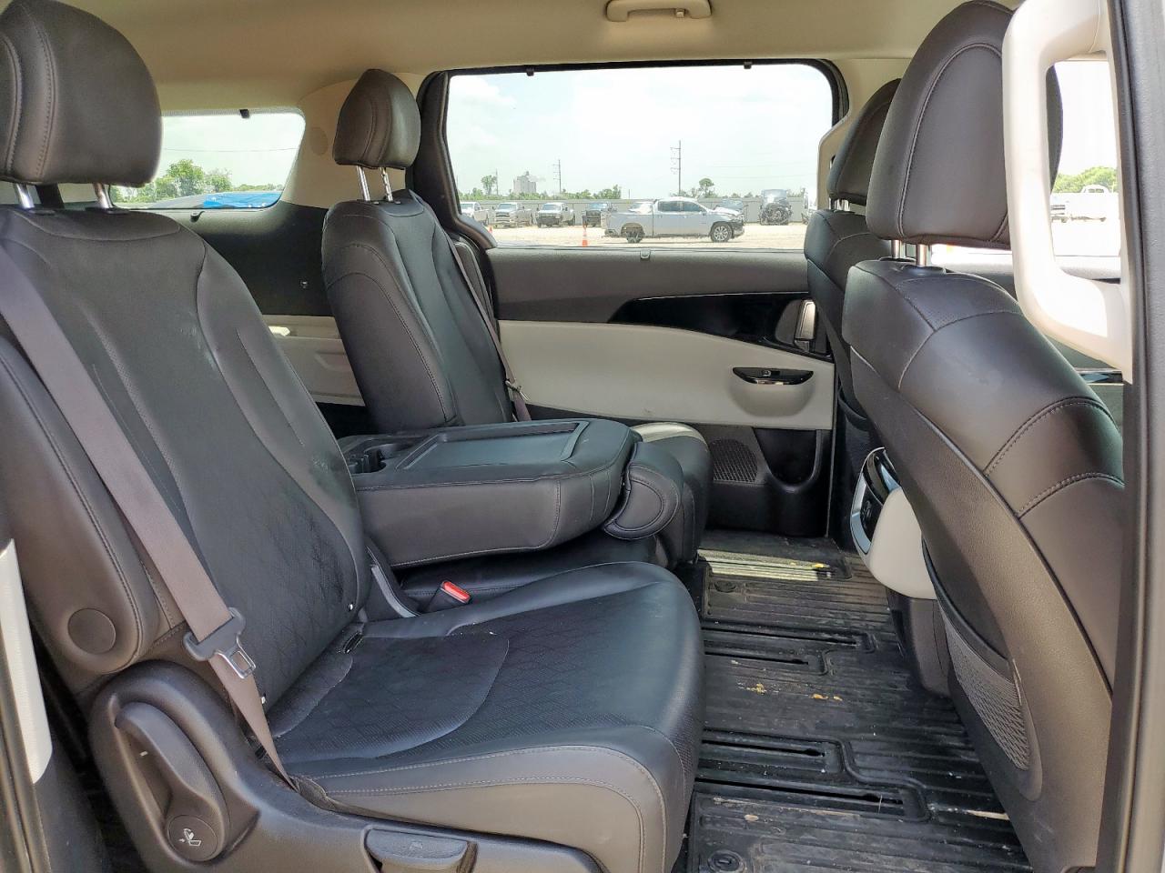 2024 Kia Carnival Ex VIN: KNDNC5H39R6433495 Lot: 64823365
