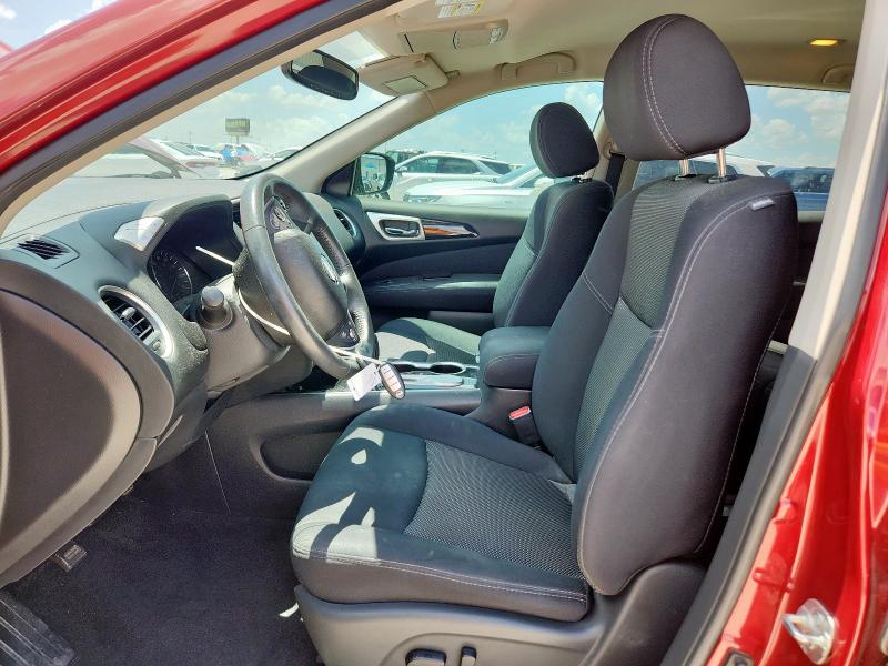  NISSAN PATHFINDER 2017 Czerwony