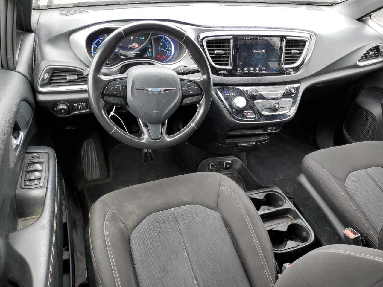 2020 Chrysler Pacifica Hybrid Touring VIN: 2C4RC1H70LR240780 Lot: 65603485