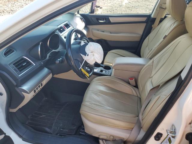  SUBARU OUTBACK 2017 Biały