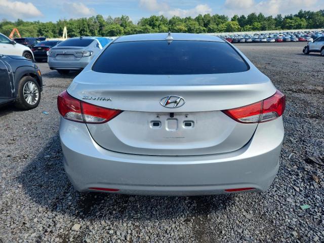  HYUNDAI ELANTRA 2013 Srebrny