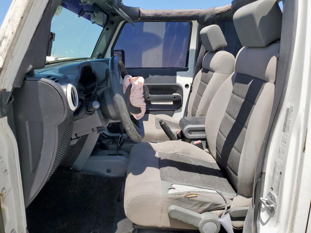 2009 Jeep Wrangler Unlimited X VIN: 1J4GA39109L720915 Lot: 65354375