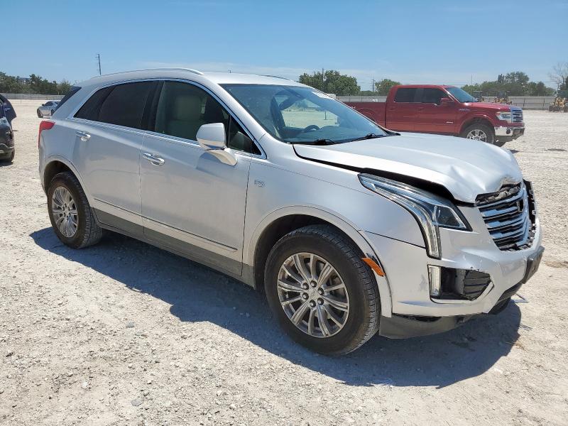  CADILLAC XT5 2017 Серебристый