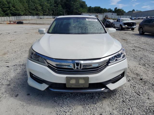 Sedans HONDA ACCORD 2016 Biały