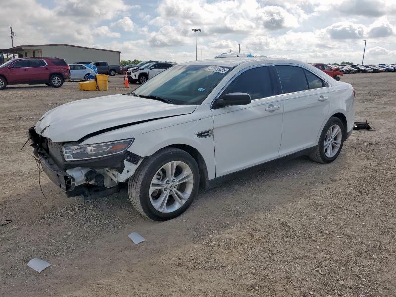 2016 Ford Taurus Se