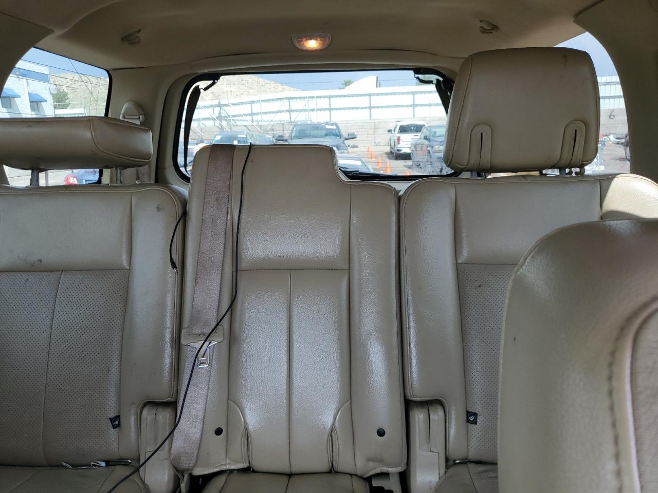 2011 Ford Expedition Xlt VIN: 1FMJU1J57BEF41332 Lot: 64732075