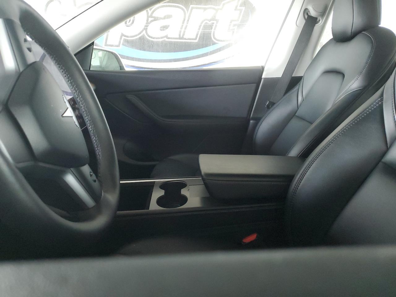 2022 Tesla Model Y VIN: 7SAYGDEE3NF387083 Lot: 65645065