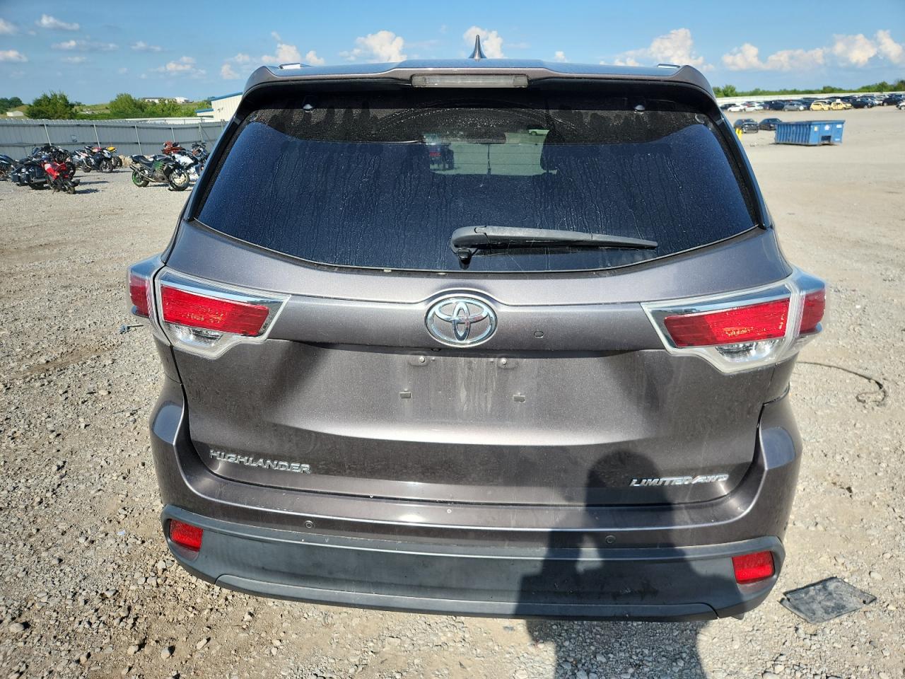 2016 Toyota Highlander Limited VIN: 5TDDKRFHXGS276562 Lot: 64418265