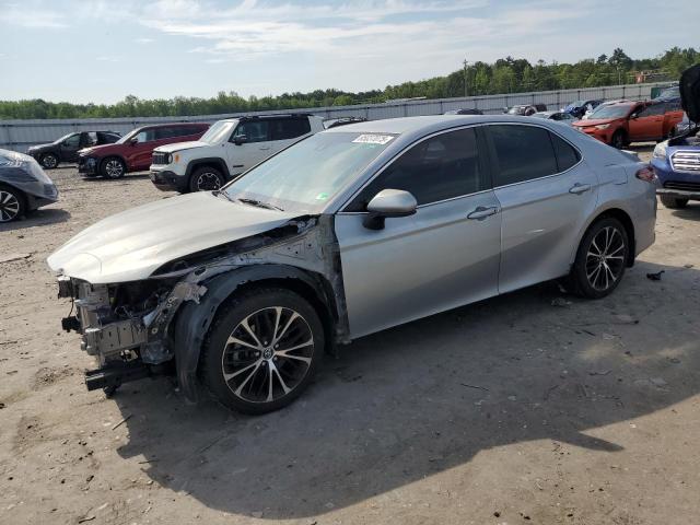  TOYOTA CAMRY 2019 Srebrny