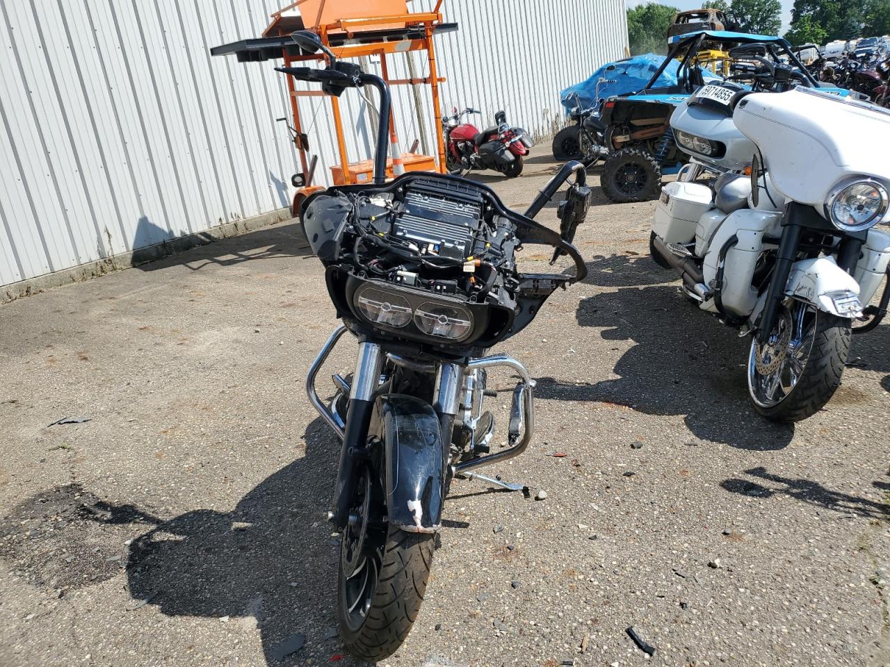 2016 Harley-Davidson Fltrxs Road Glide Special black null gas 1HD1KTM1XGB680117 photo #3