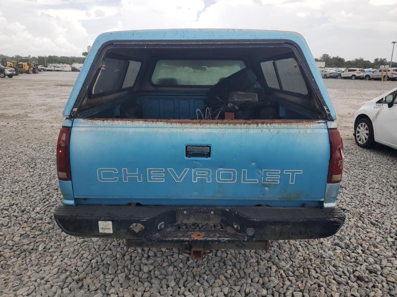 1994 Chevrolet Gmt-400 C1500 VIN: 1GCEC14Z1RZ236659 Lot: 66556035