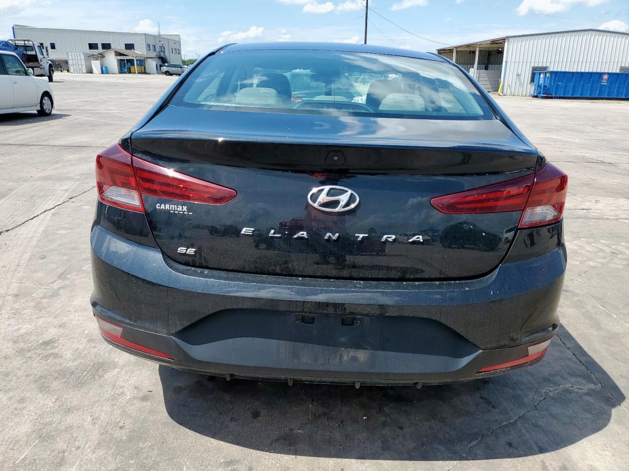 2019 Hyundai Elantra Se VIN: 5NPD74LFXKH482101 Lot: 64897095