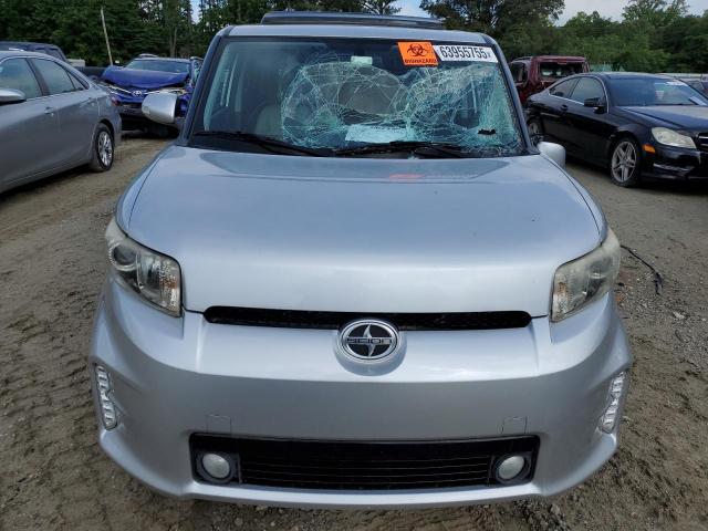  TOYOTA SCION 2013 Srebrny