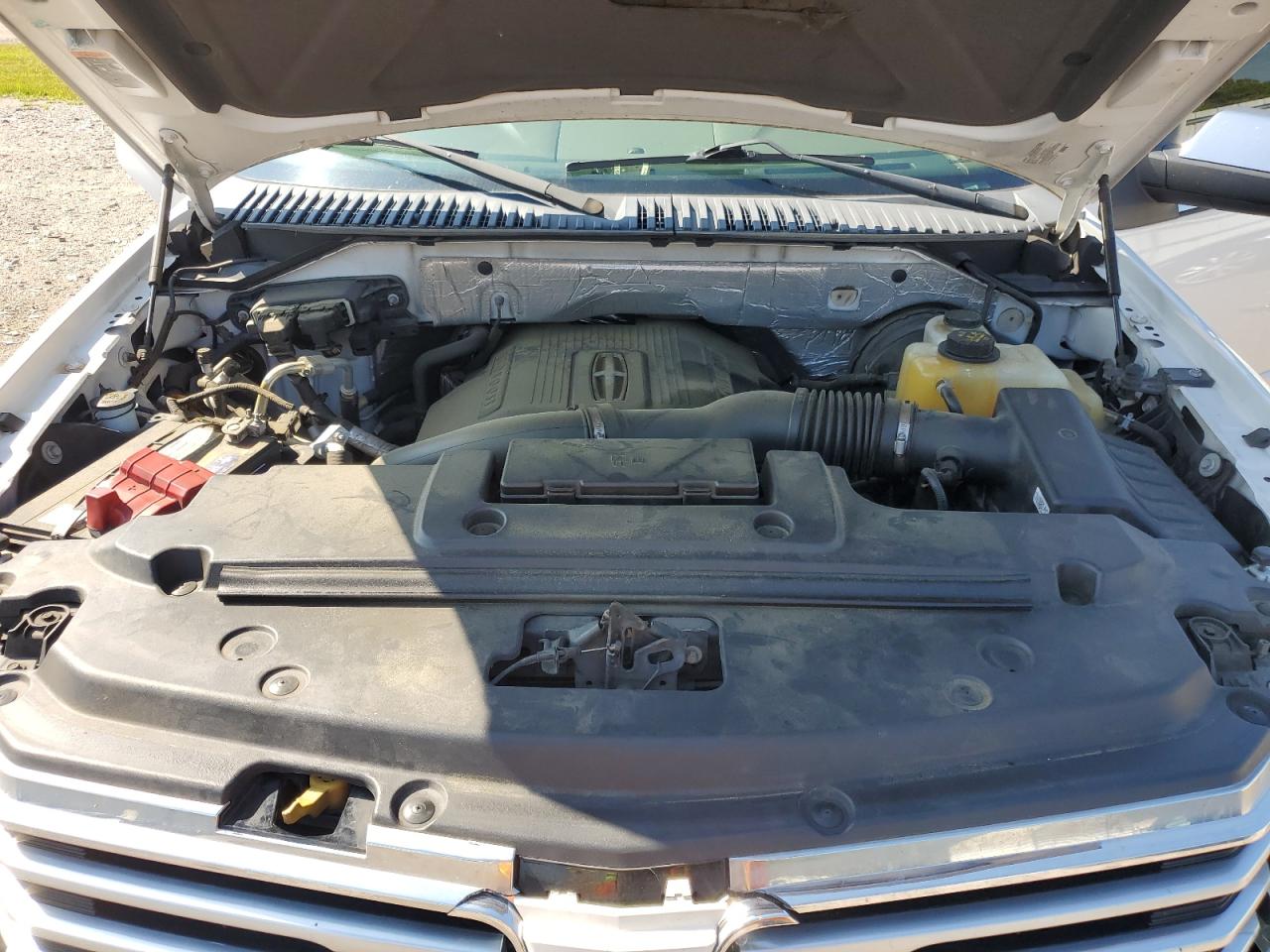 2015 Lincoln Navigator VIN: 5LMJJ2HT4FEJ08461 Lot: 62295635
