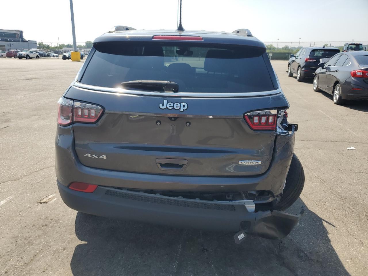 2022 Jeep Compass Latitude VIN: 3C4NJDBB8NT231750 Lot: 65442655