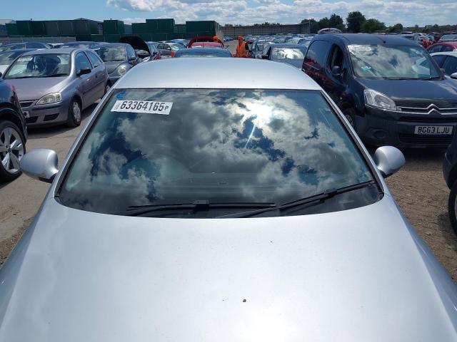 2005 VOLKSWAGEN PASSAT SPO