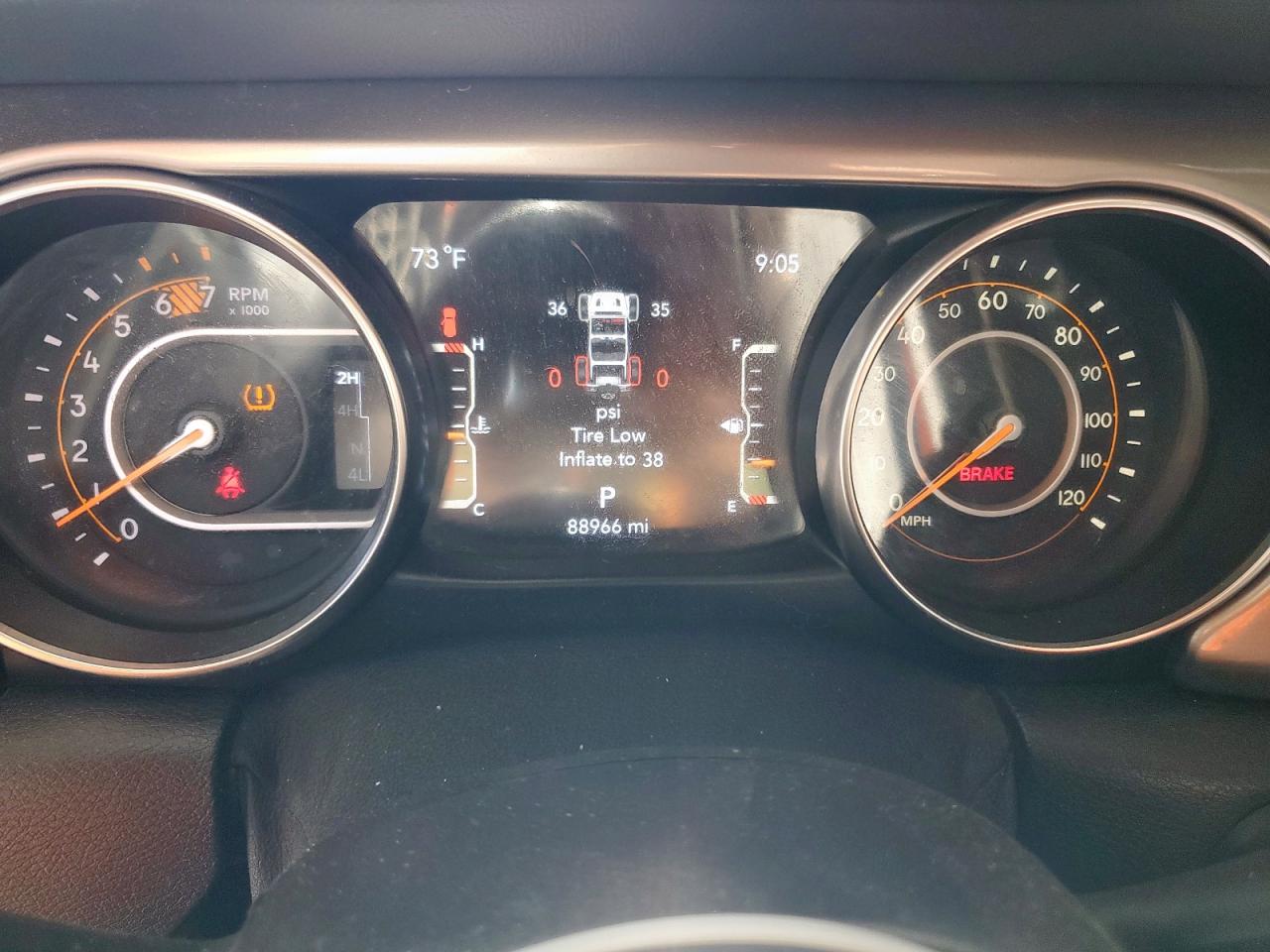 2020 Jeep Wrangler Unlimited Sahara VIN: 1C4HJXEN2LW213949 Lot: 66230525