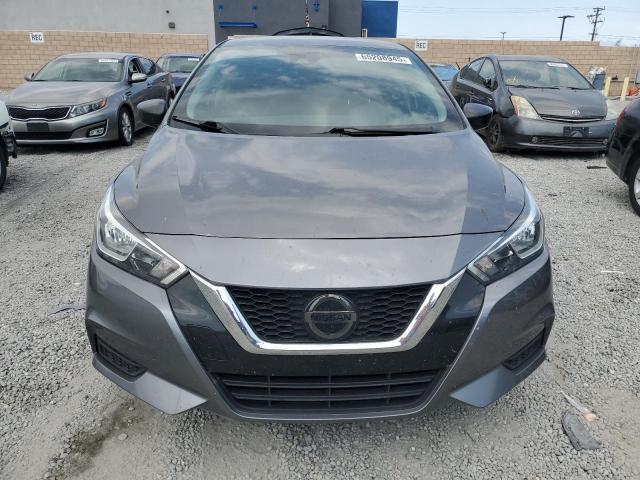  NISSAN VERSA 2021 Серый
