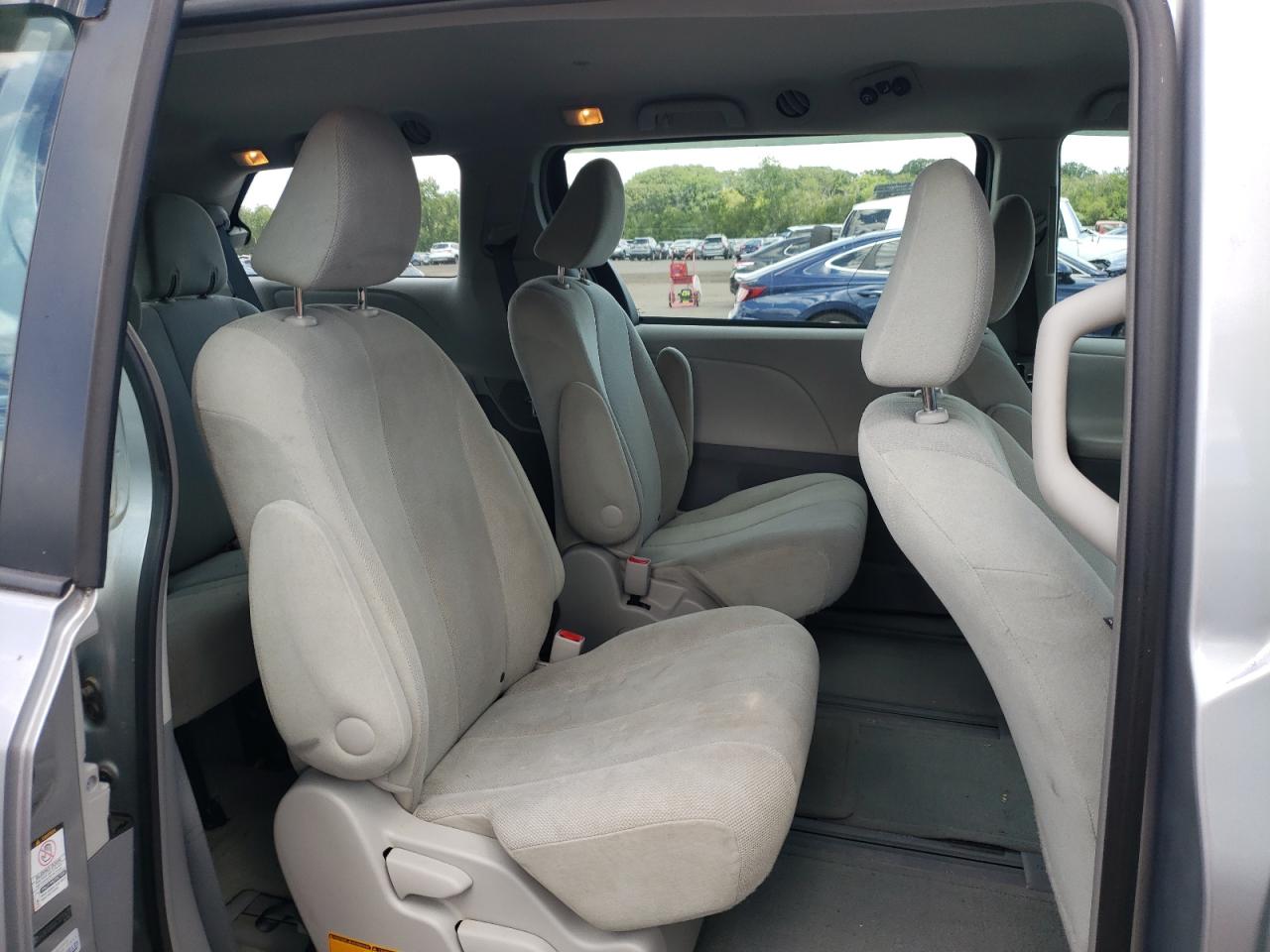 2012 Toyota Sienna Base VIN: 5TDKA3DC6CS013431 Lot: 65879485