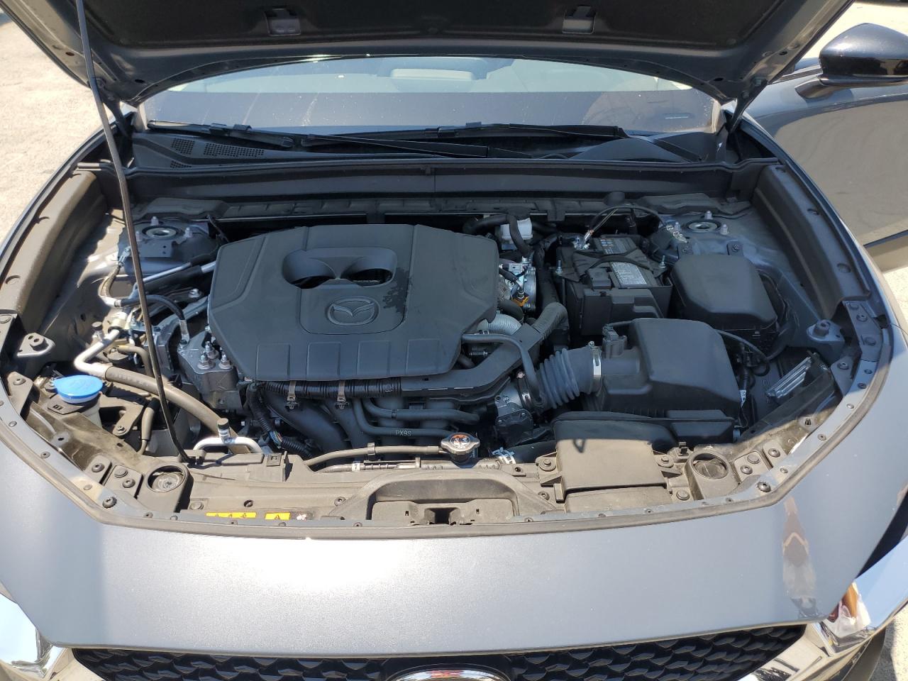 2024 Mazda Cx-30 Preferred VIN: 3MVDMBCM2RM637058 Lot: 64637845
