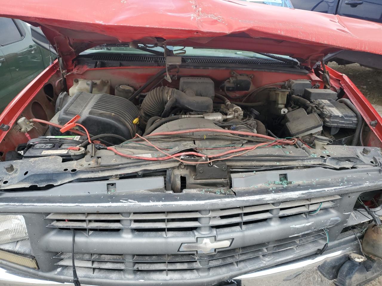 1996 Chevrolet Gmt-400 K2500 VIN: 1GCGK24RXTZ104265 Lot: 64396035