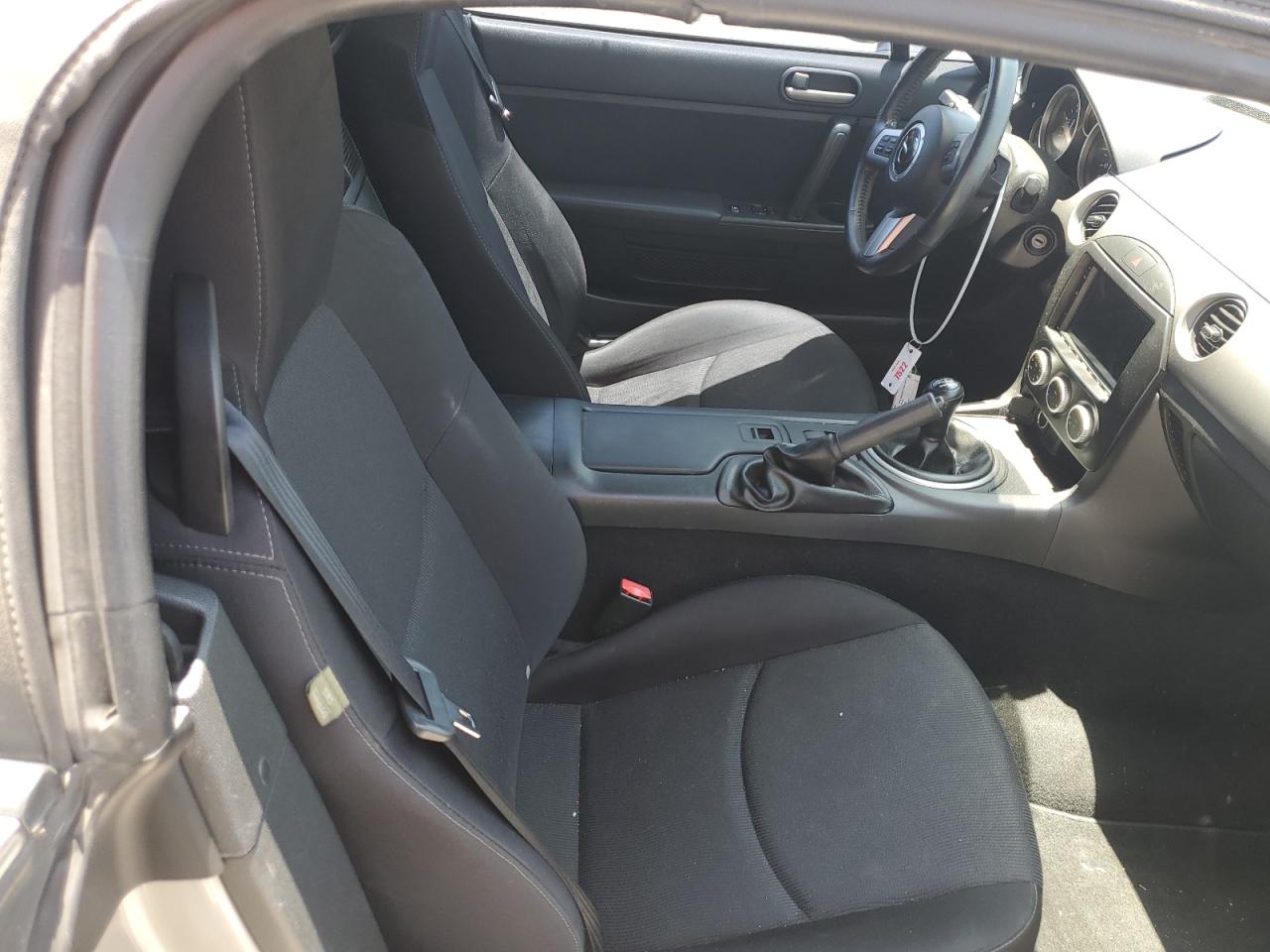 2011 Mazda Mx-5 Miata VIN: JM1NC2JF5B0215503 Lot: 63527385