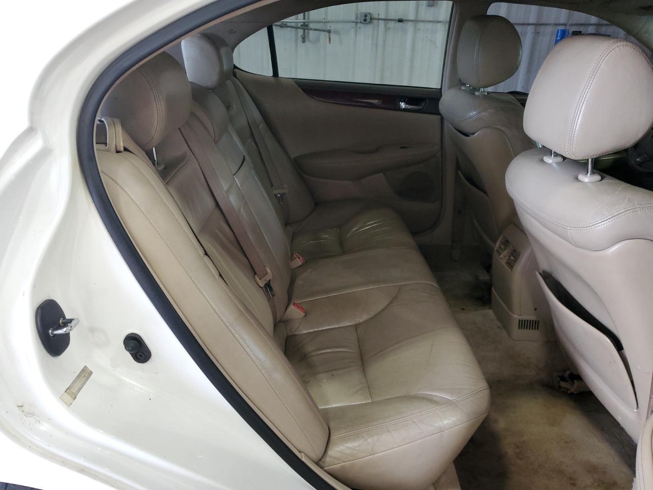 2002 Lexus Es 300 VIN: JTHBF30G825033662 Lot: 63764485