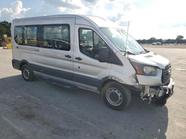 Minivans FORD TRANSIT 2016 Srebrny