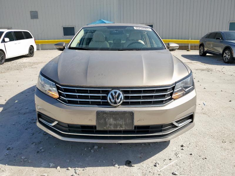  VOLKSWAGEN PASSAT 2017 tan